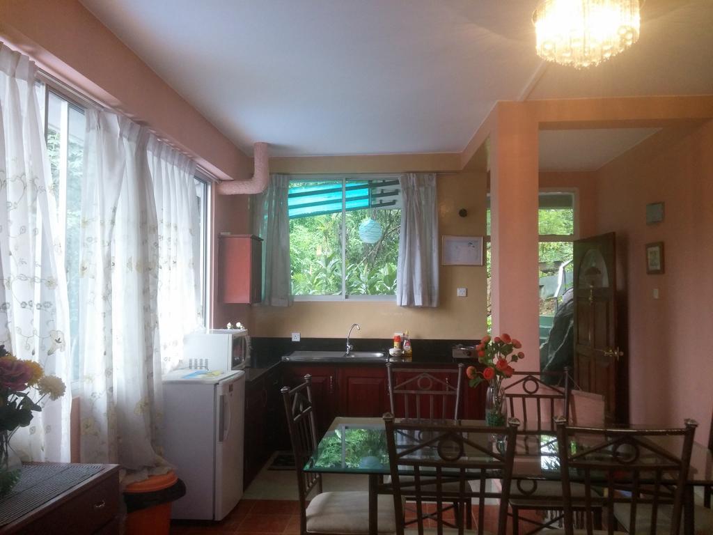 Days Inn Kandy Zewnętrze zdjęcie