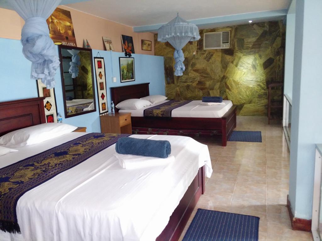 Days Inn Kandy Zewnętrze zdjęcie