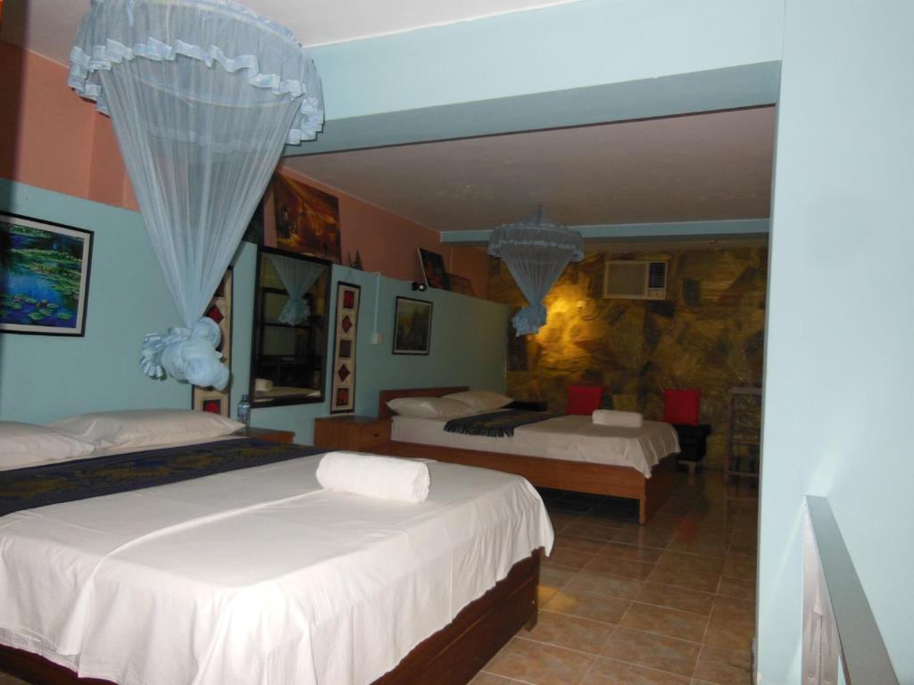 Days Inn Kandy Zewnętrze zdjęcie