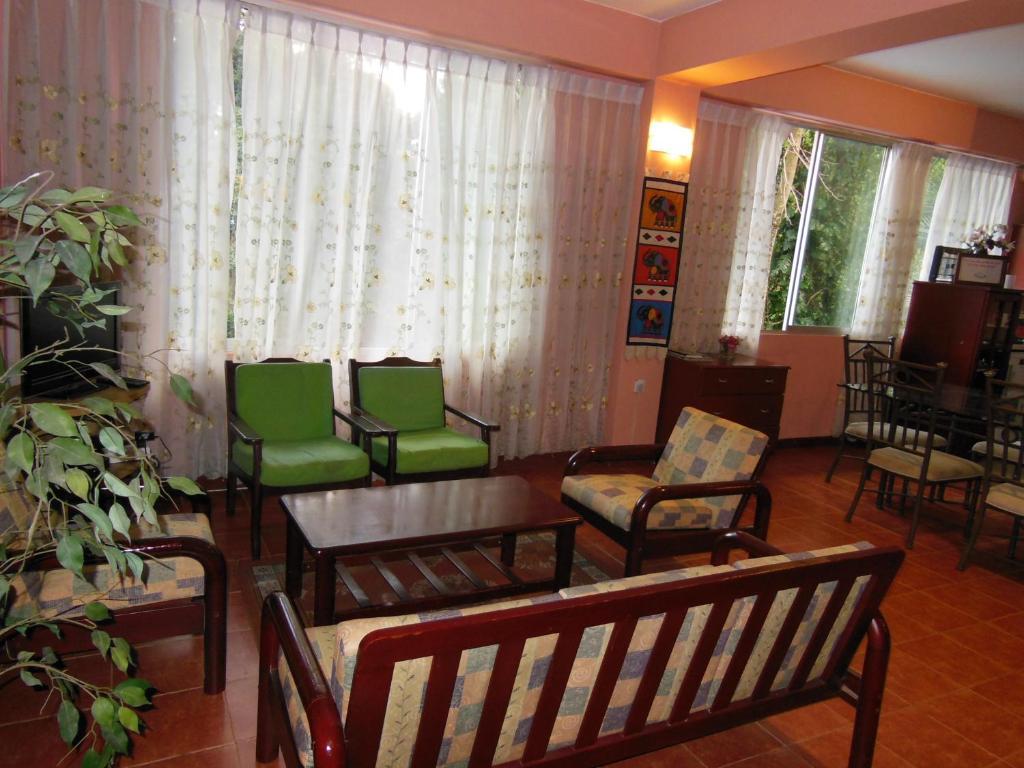 Days Inn Kandy Zewnętrze zdjęcie